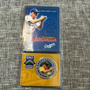 VINTAGE SGA LOS ANGELES DODGERS TOMMY LASORDA COLLECTIBLE COIN